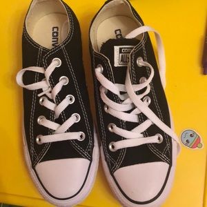 Original chuck taylor low top converse